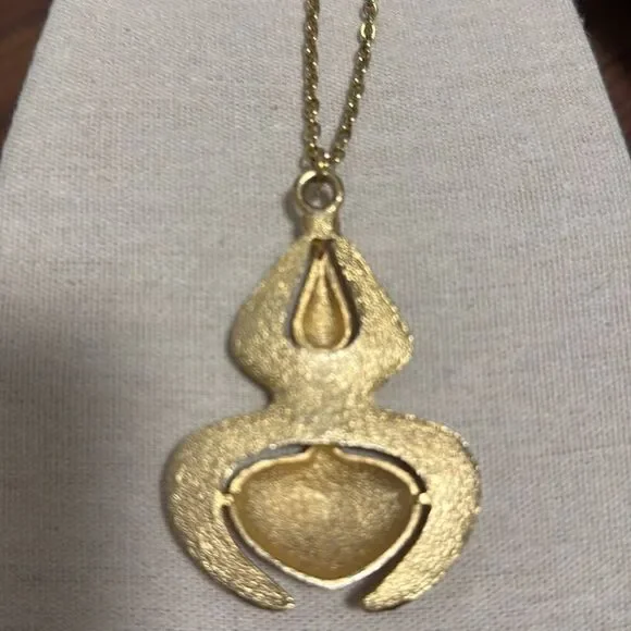 Sarah Coventry Signed Vintage Brutalist Style Gold Tone Pendant Necklace. - Picture 3 of 7